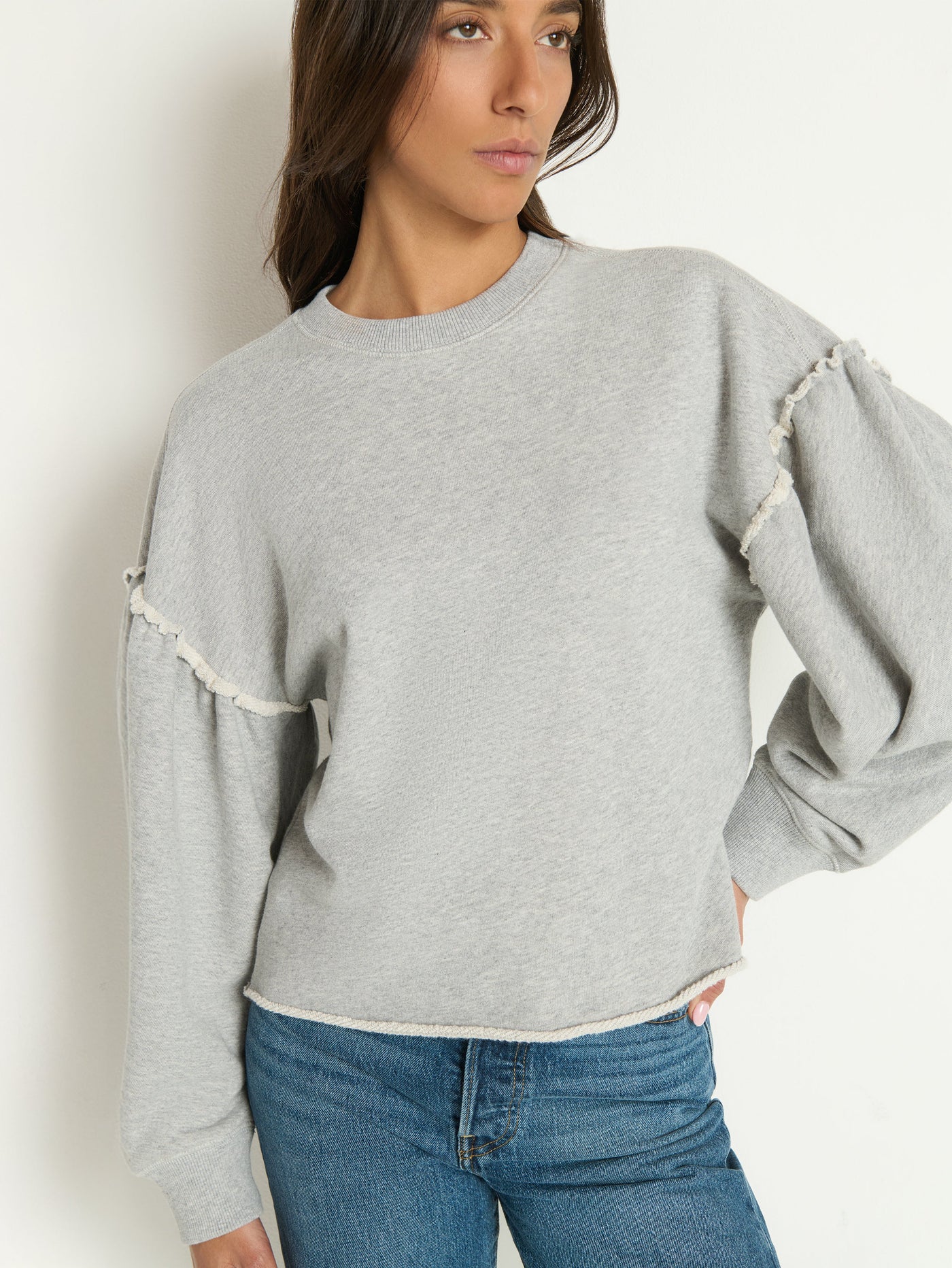 Shane Sweatshirt in Heather Grey