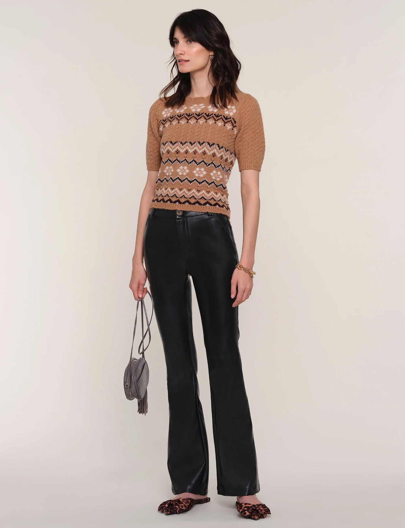 Elisaria Pant in Black