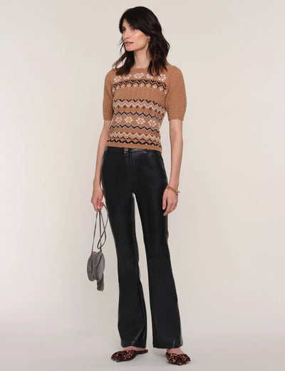 Elisaria Pant in Black
