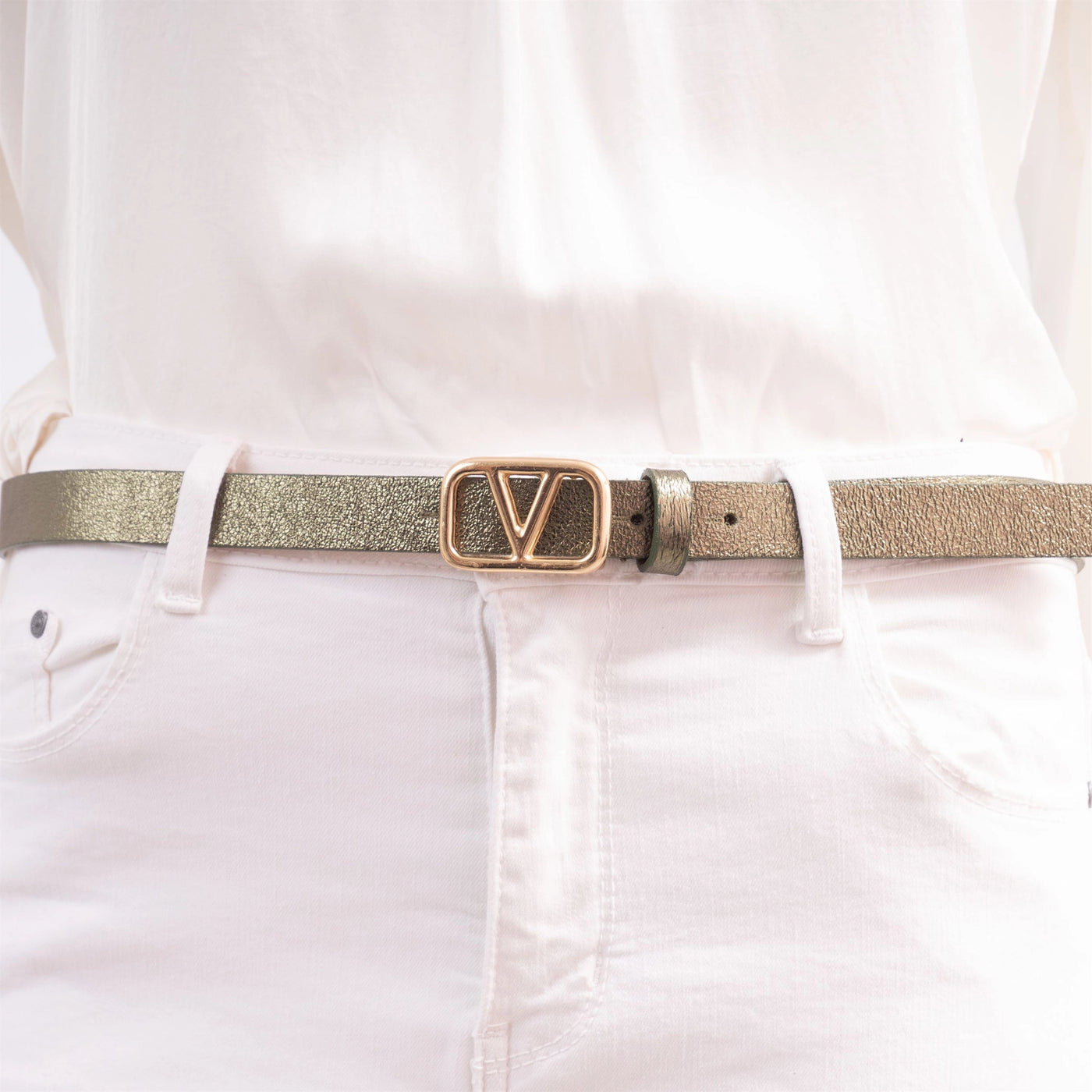Iridescent Leather Belt in Olive