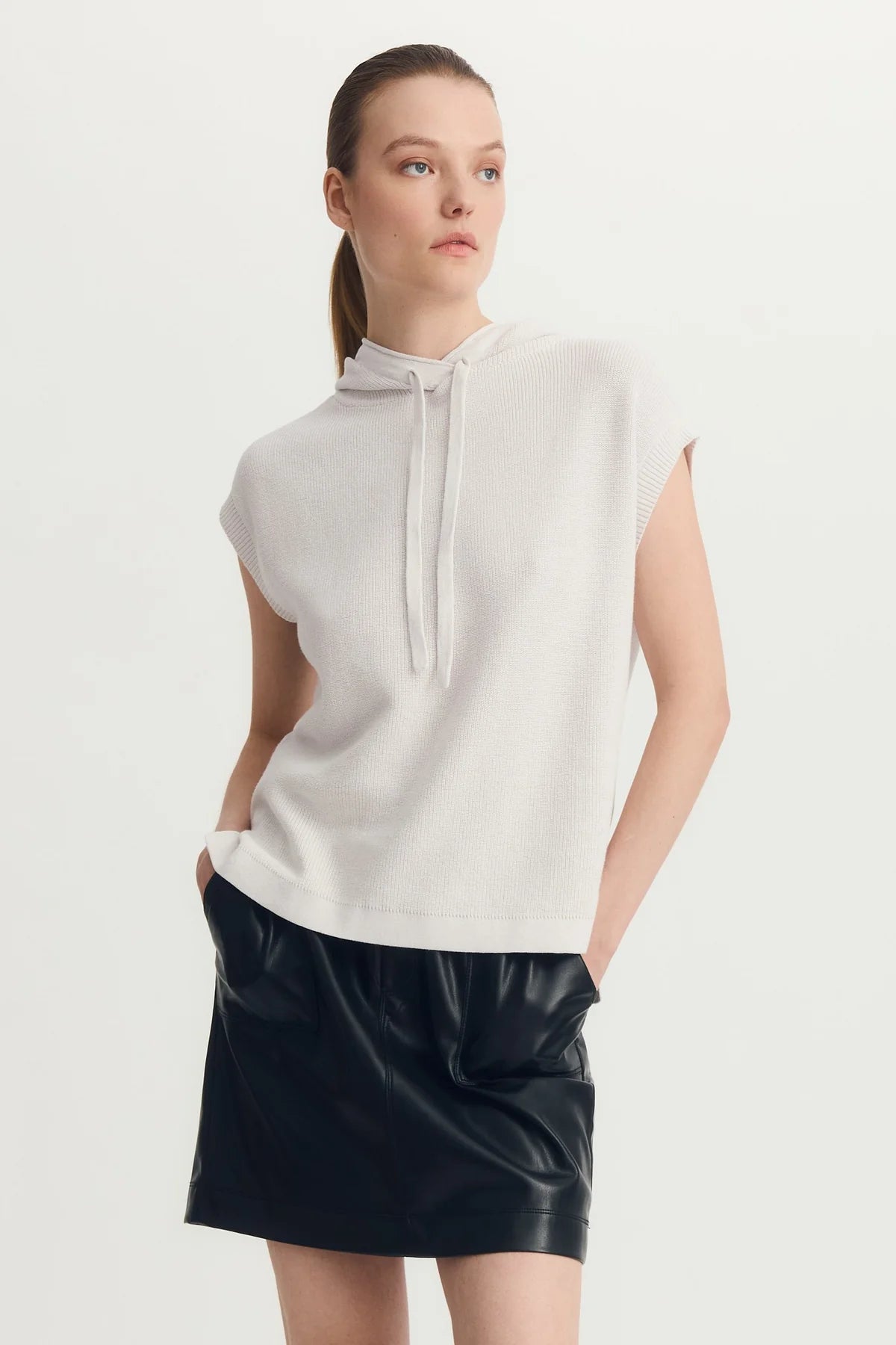 Elsie Sweater in Feather Grey