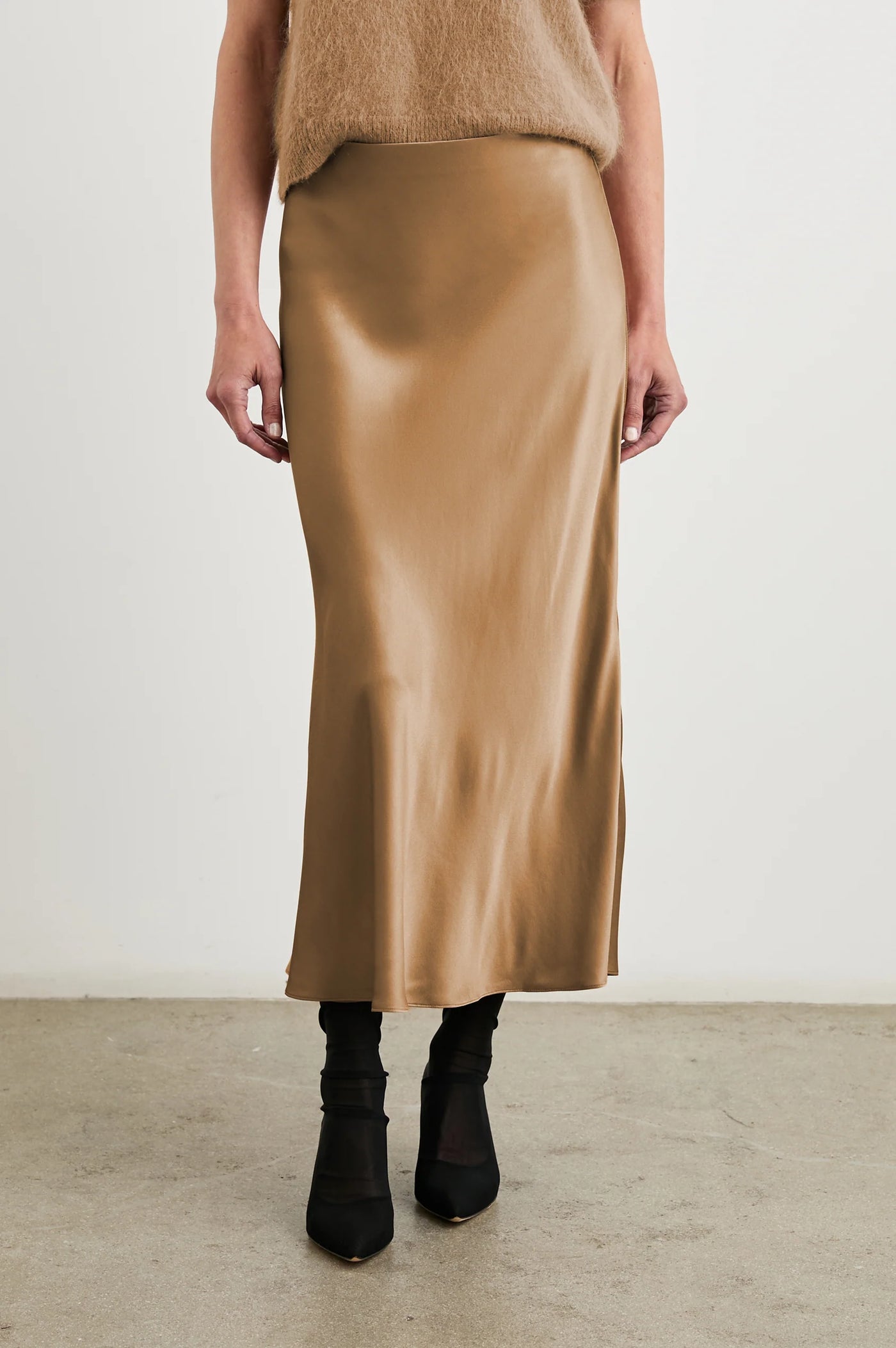 Anya Skirt in Camel