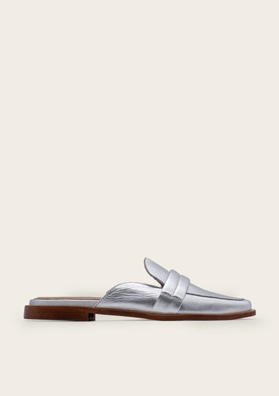 Congo Mule In Silver