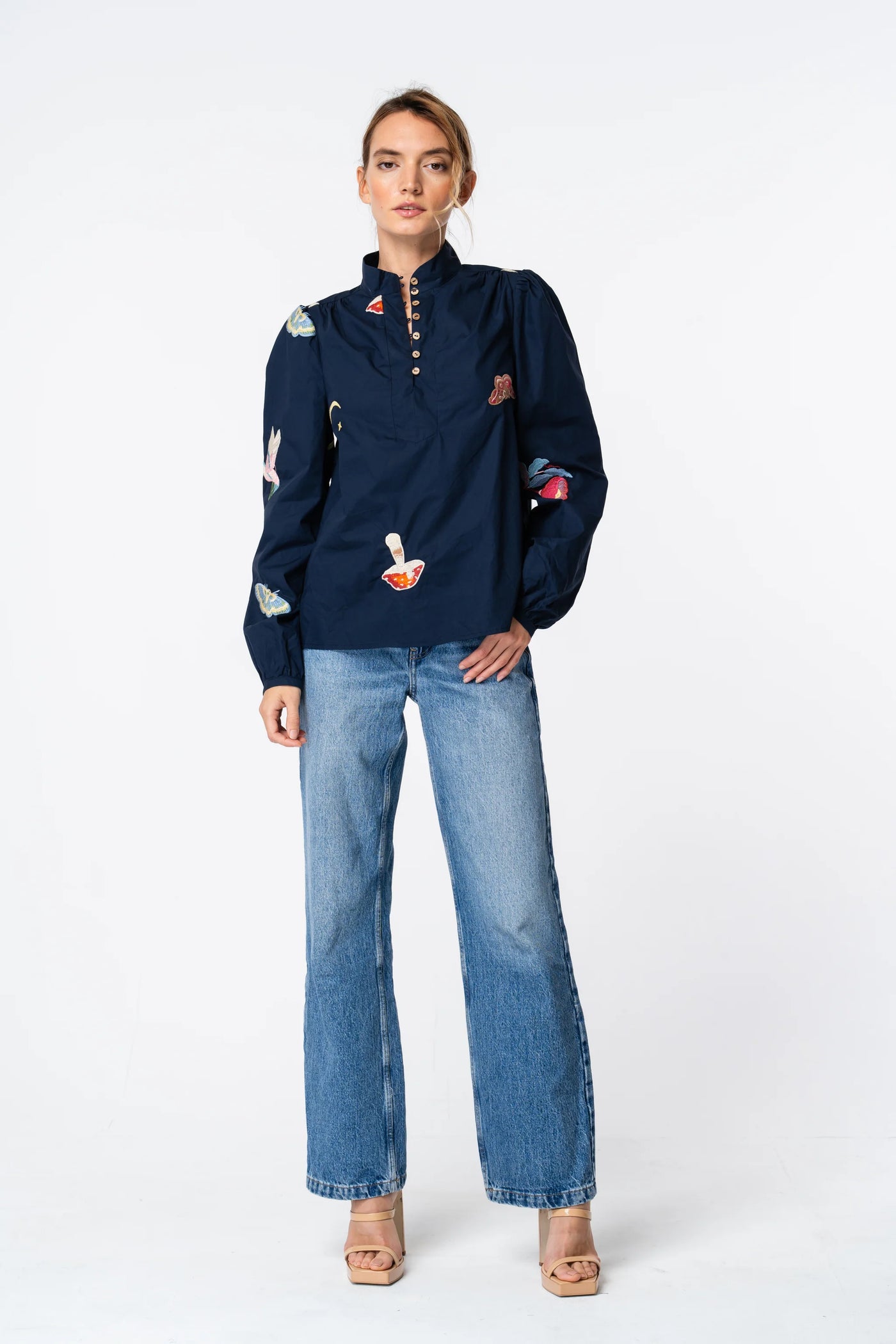 Emmy Embroidered Parkscape Top in Navy