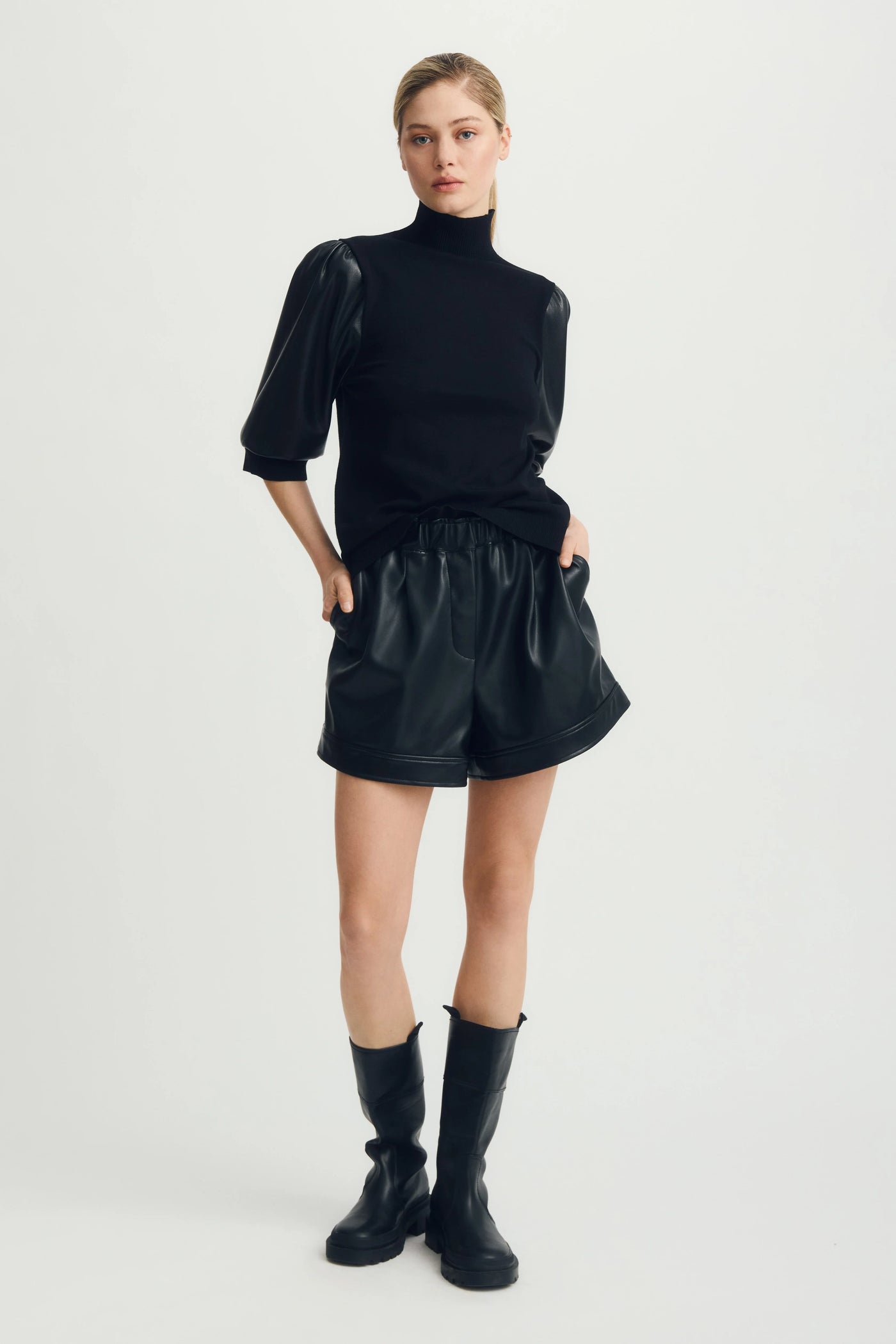 Isla Sweater in Black