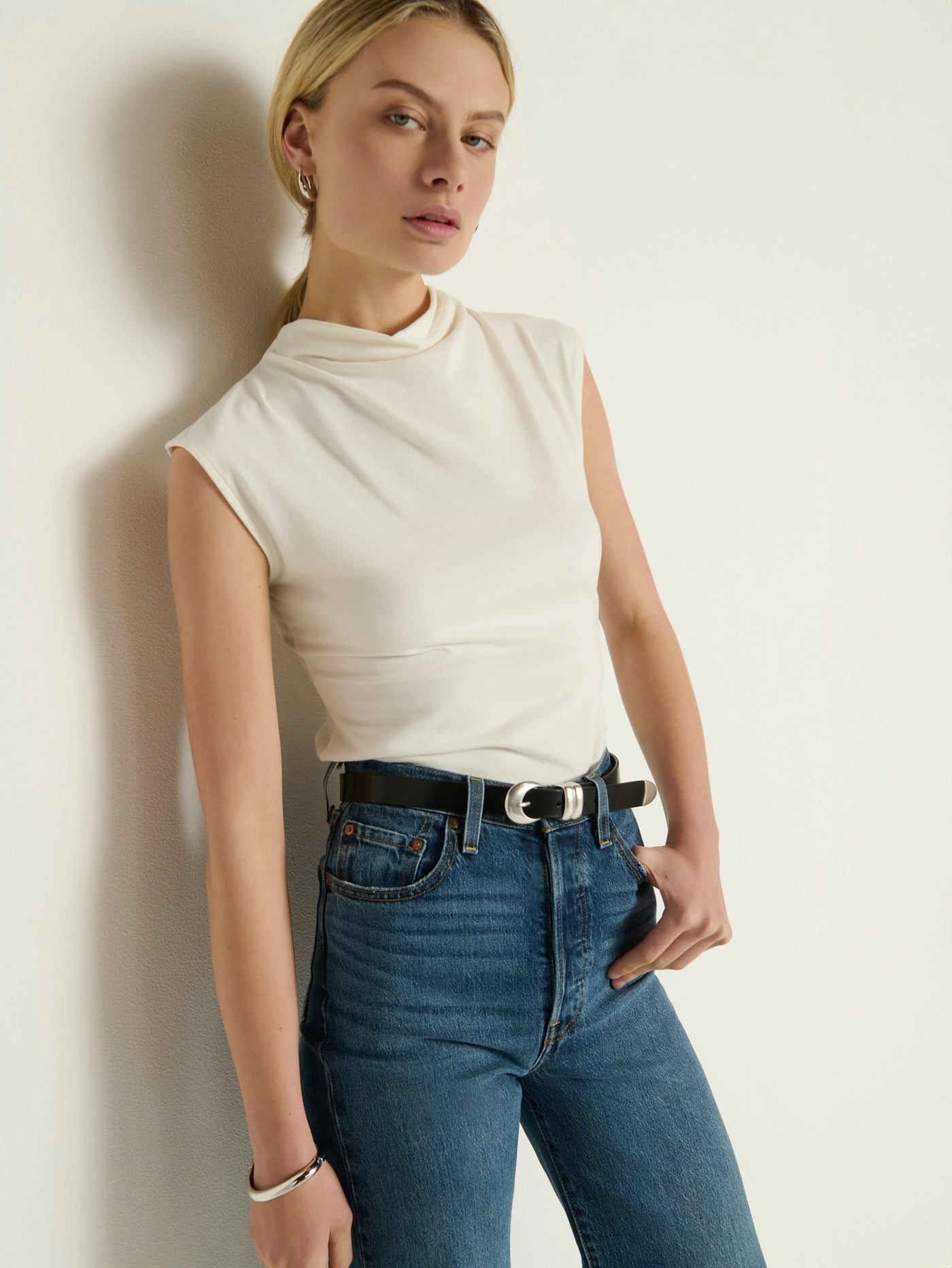 Lulu Mock Neck Top in Porcelain