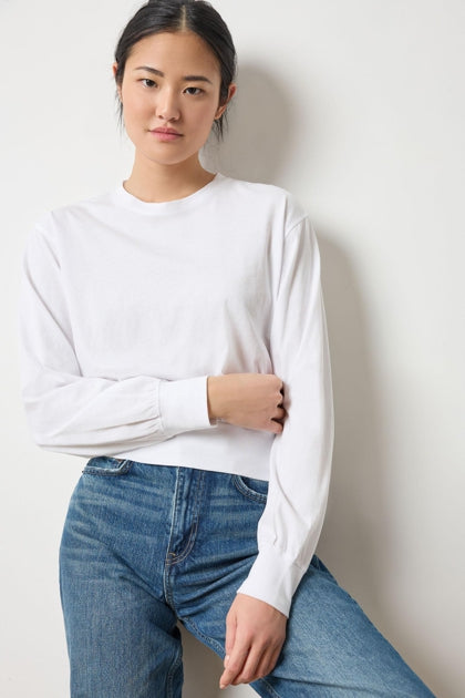 Ribbed Trim Easy Crew in White