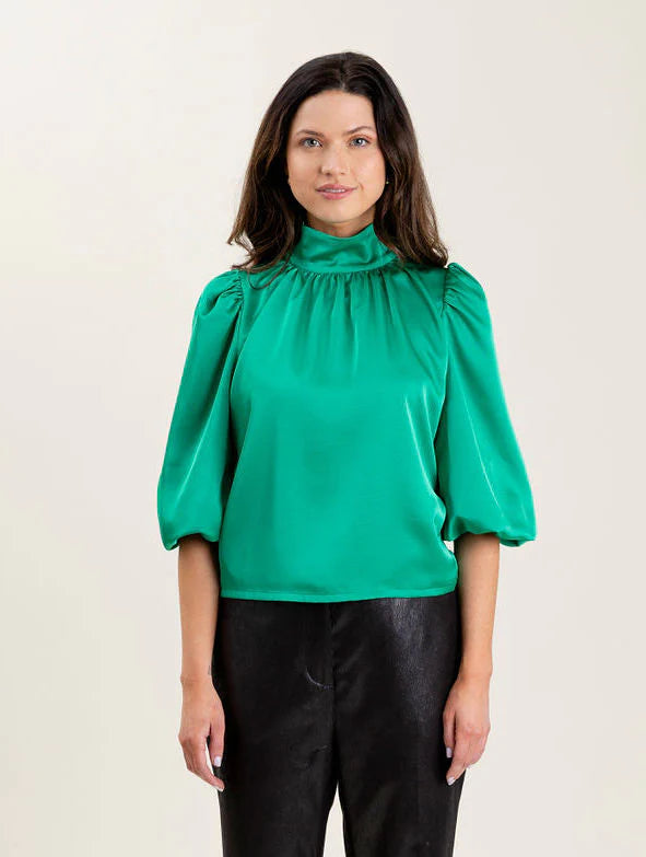 Carmen Top in Dynasty Green