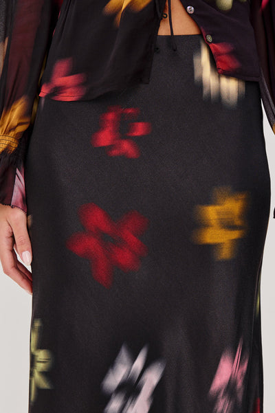 Anya Skirt in Onyx Blurred Floral