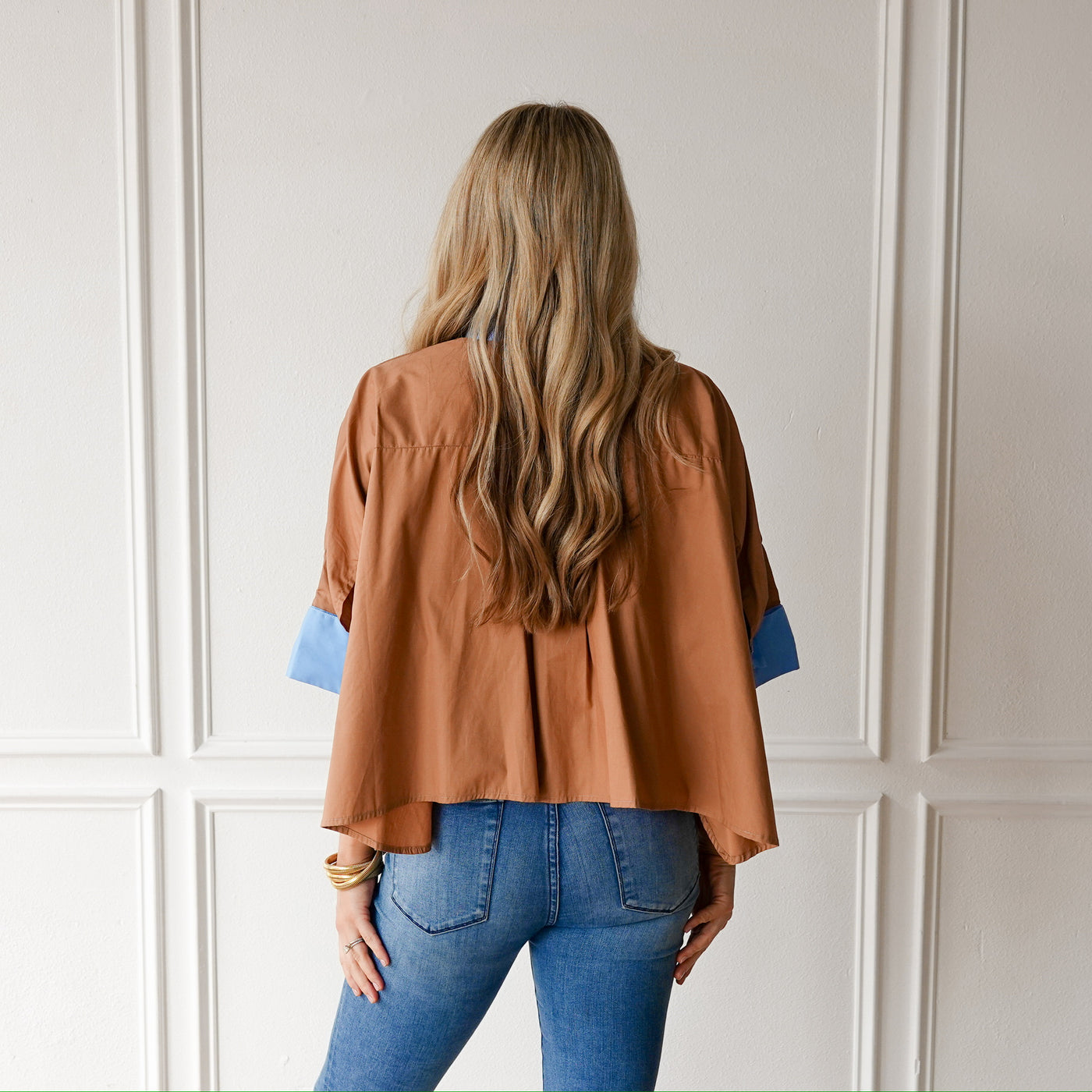 Abby Swing Top in Cocoa and Blue