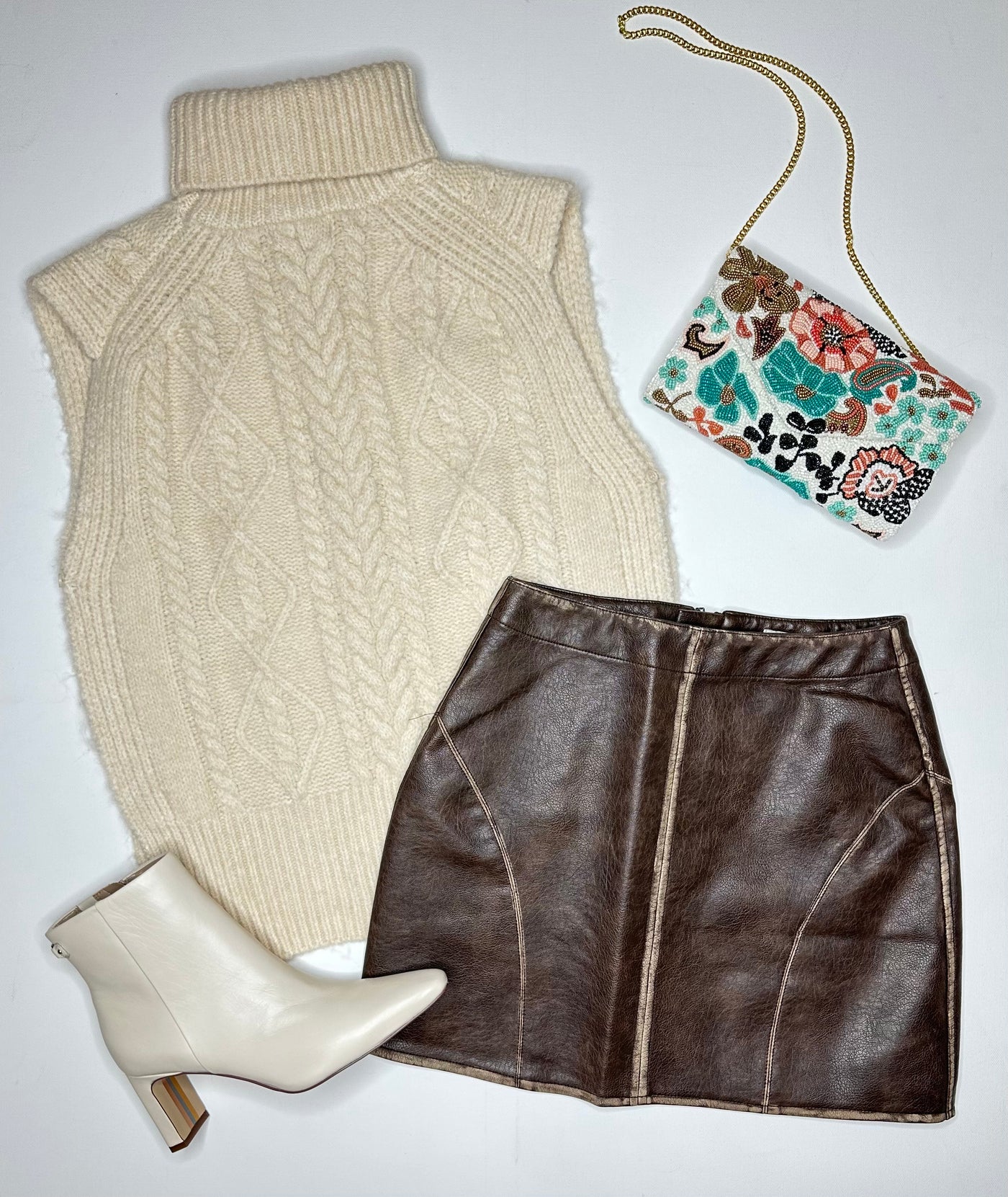 Turtle Neck Cable Sweater Vest in Ivory