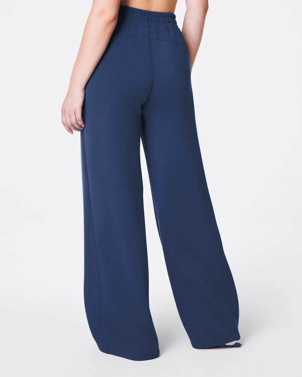 AirEssentials Wide Leg Pant in Faded Indigo