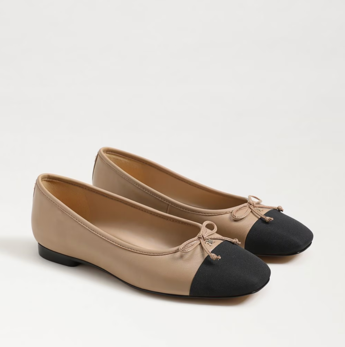 Marley Ballet Flat in Soft Beige/Black Leather