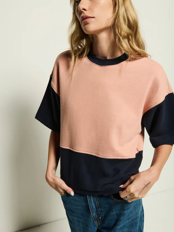 Barrett Sweatshirt in Night Sky Colorblock