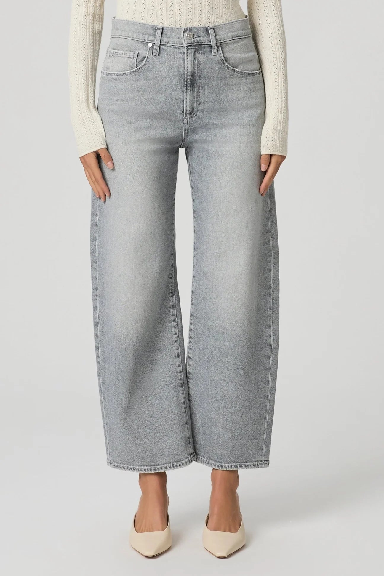 Arellia Ankle Barrel Leg Jean in Smokescreen Grey