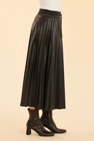 Pleated Drawstring Midi Skirt in Black