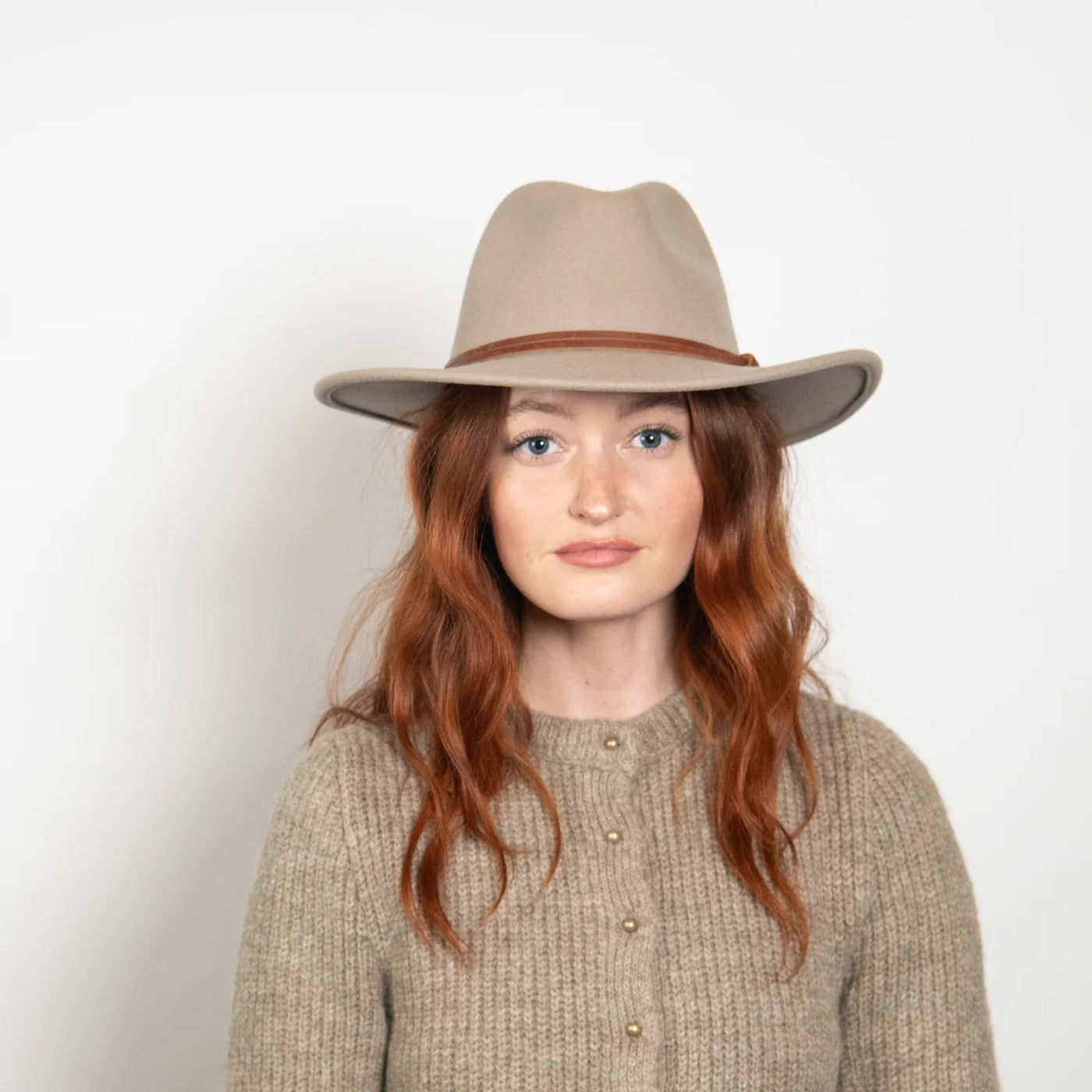 Billie in Taupe