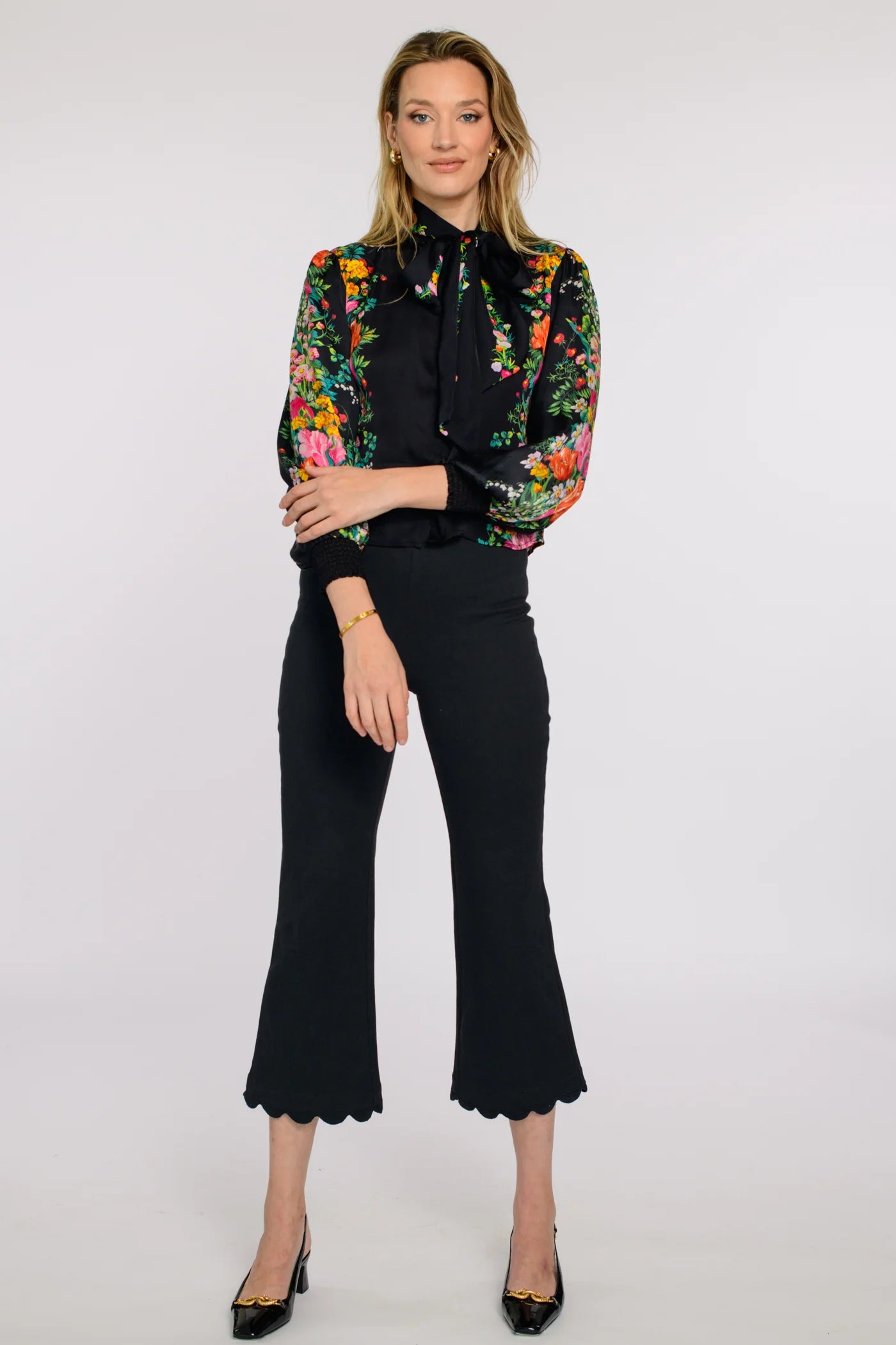 Brit Bow Blouse in Centerpiece Black