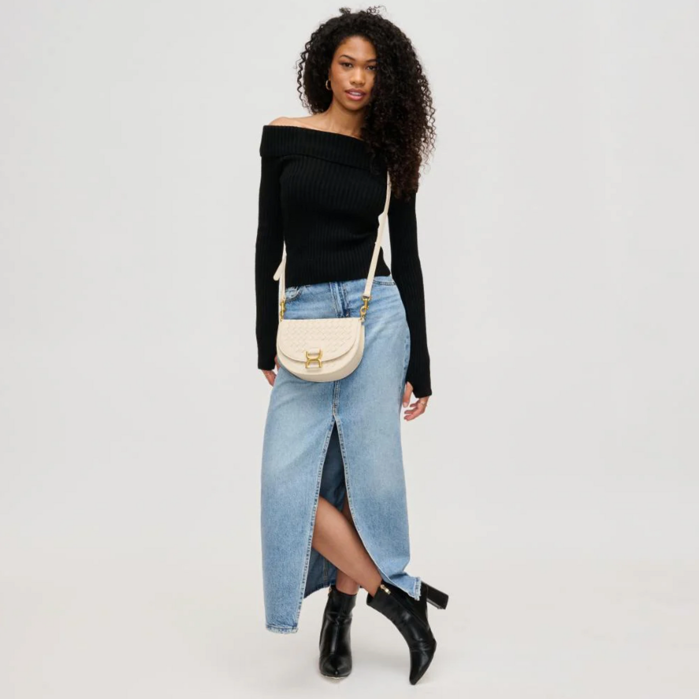 Alise Crossbody in Oatmilk