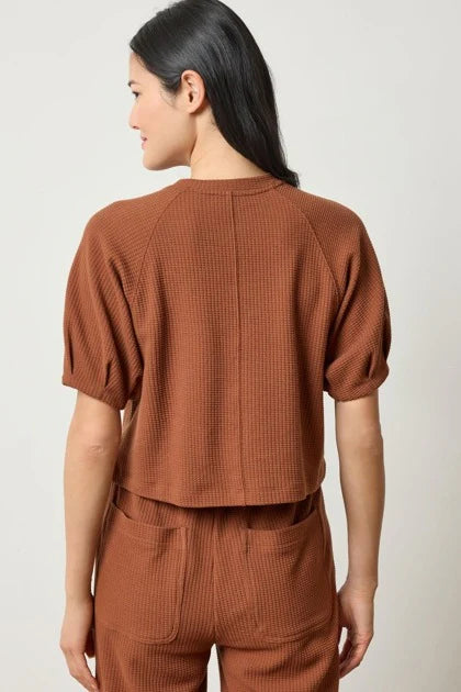Pleated Sleeve Waffle Top in Praline