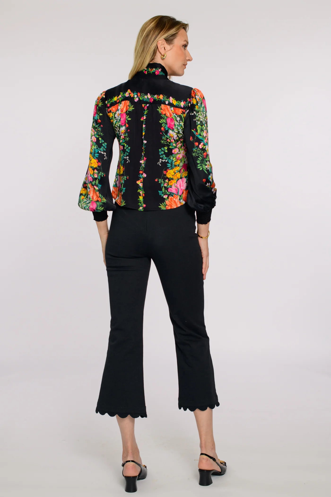 Brit Bow Blouse in Centerpiece Black