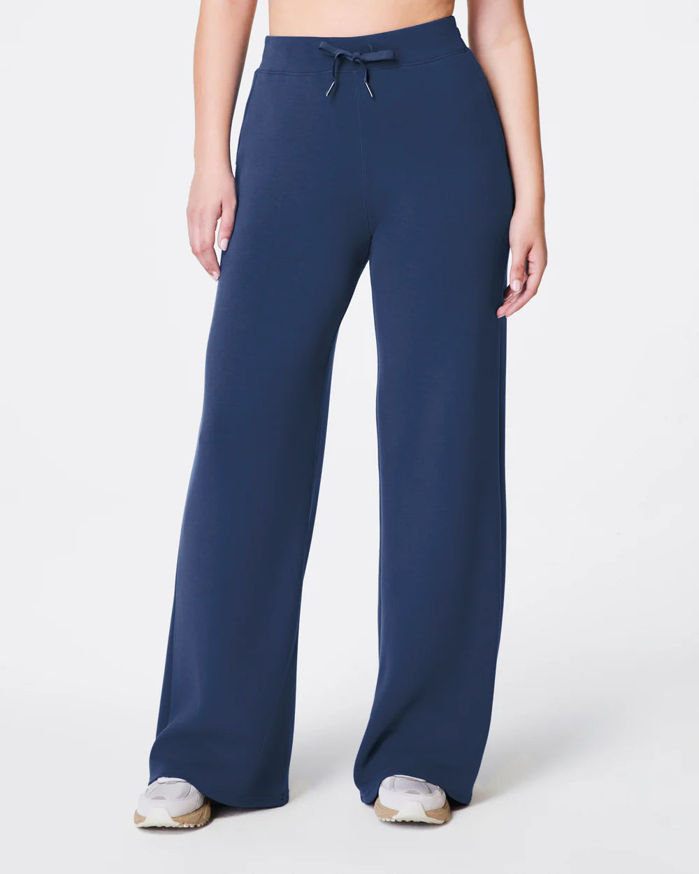 AirEssentials Wide Leg Pant in Faded Indigo