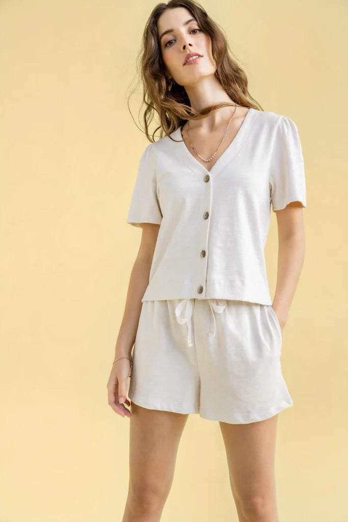 Short Sleeve Cardigan in Gardenia