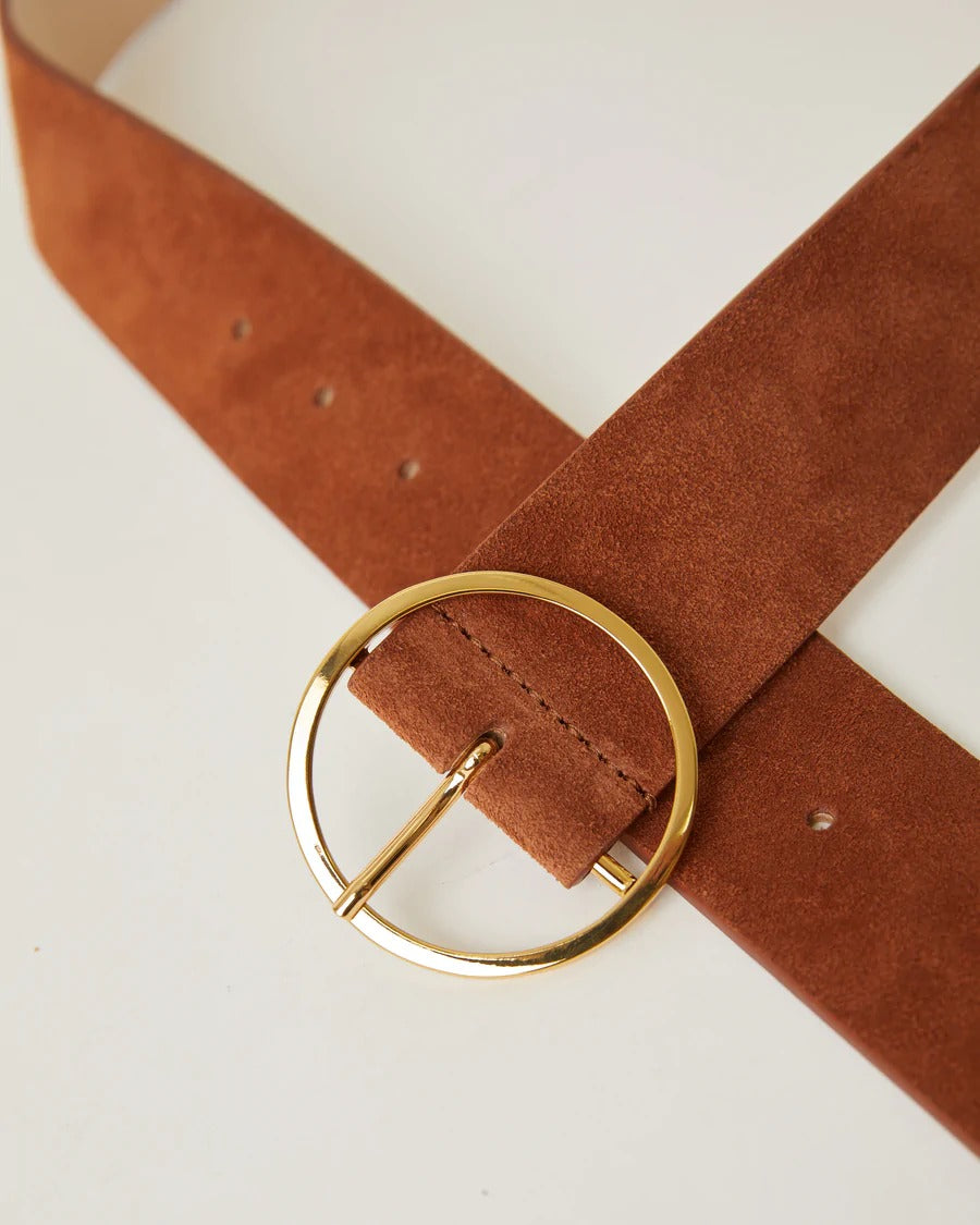 Molly Suede Belt in Cognac Gold