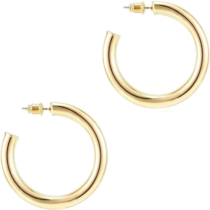 Mady Hoops in Yellow Gold