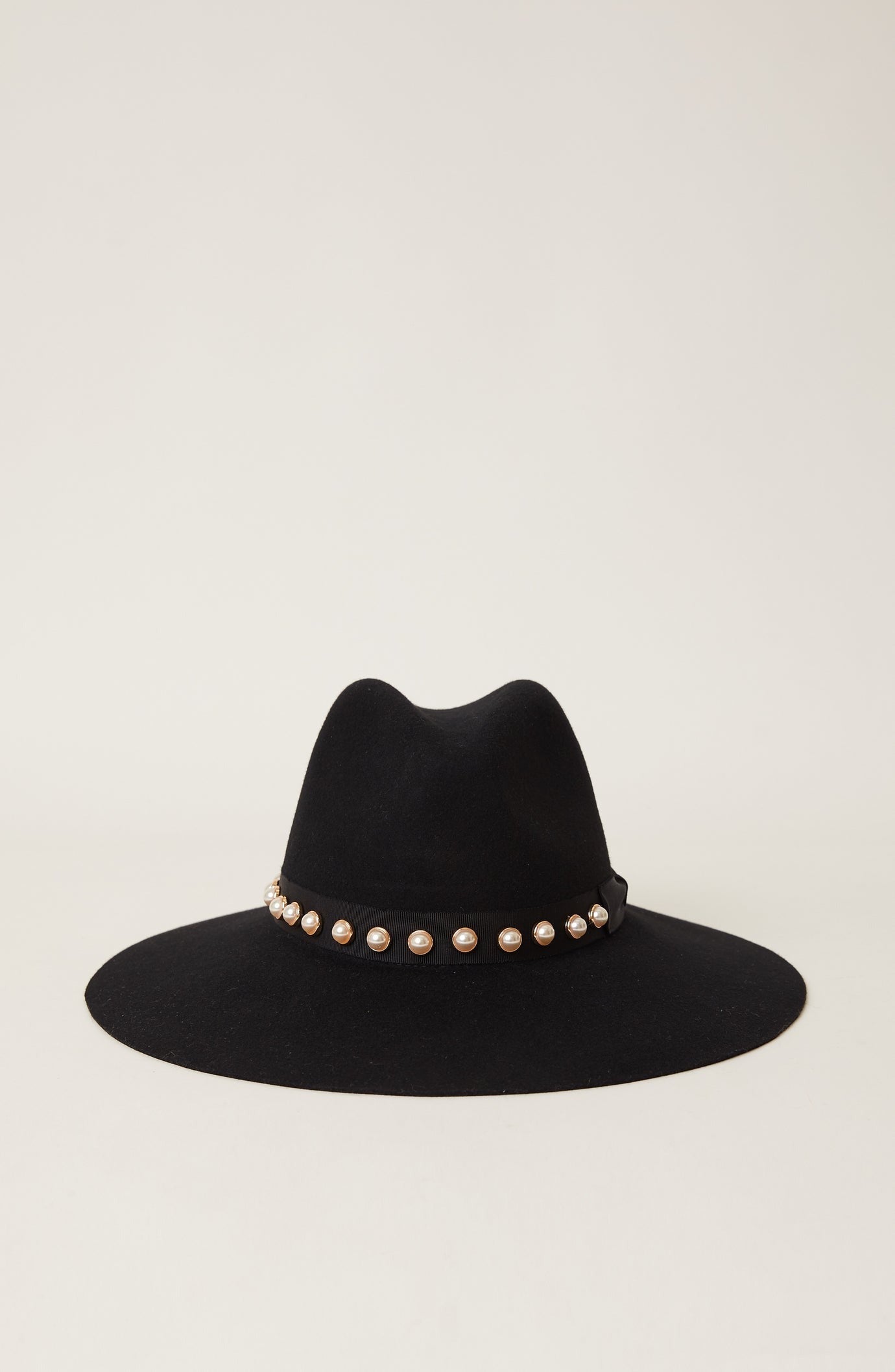 Sofie Pearl Hat in Black
