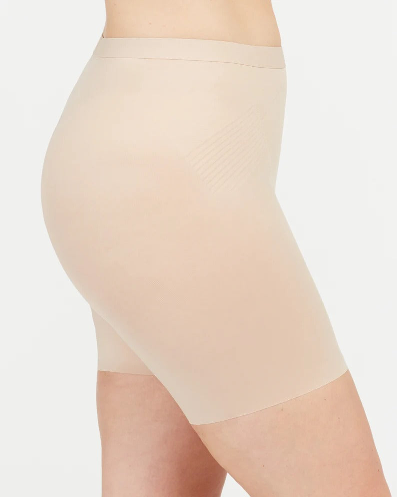 Thinstincts 2.0 Girl Short in Champagne Beige